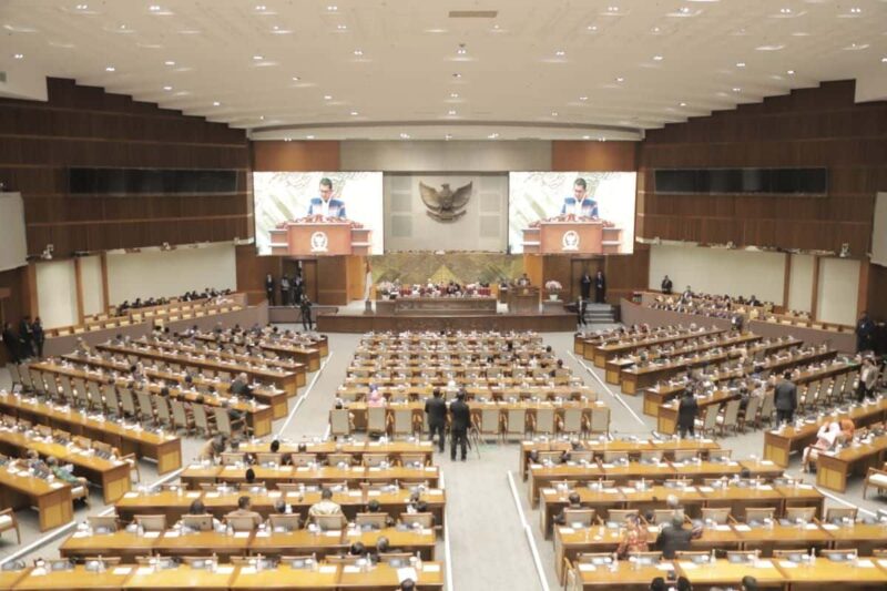 Gaji Anggota DPR RI 2025: Upah Pokok, Tunjangan, & Fasilitas Lengkap | Dealls